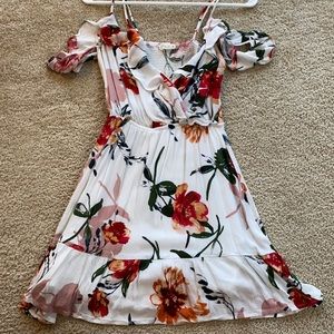ILLA ILLA floral dress in a size small